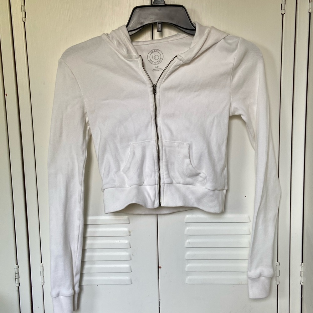 Urban Outfitters | NWOT | Hooded cropped sweatshirt